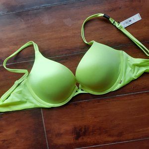 Victoria's Secret Very Sexy Pushup